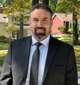 İsmet Güneş